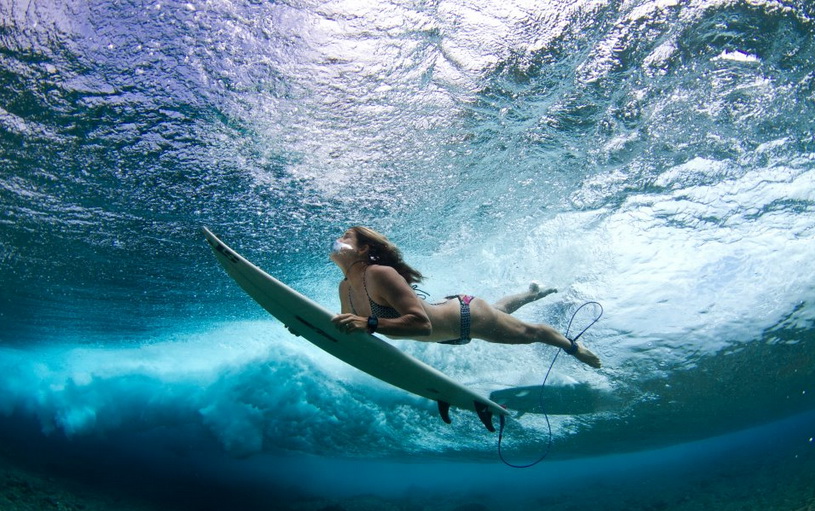 maui surfing