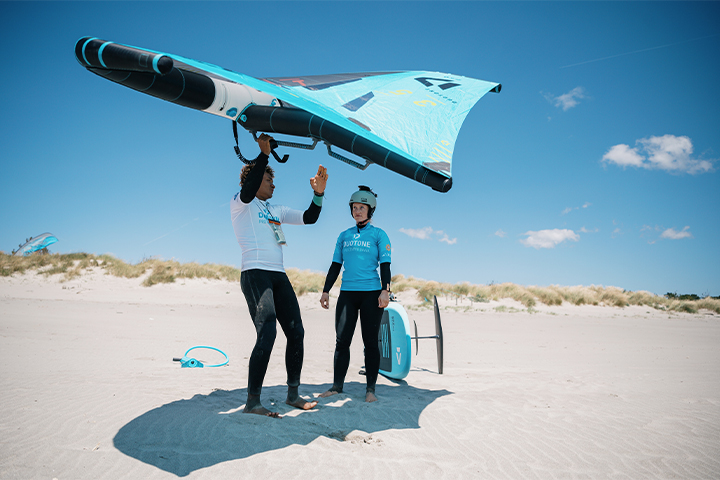 wingfoiling lesson